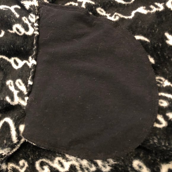 GUC Betsey Johnson "Fuzzy Feel" Robe - Picture 8 of 10